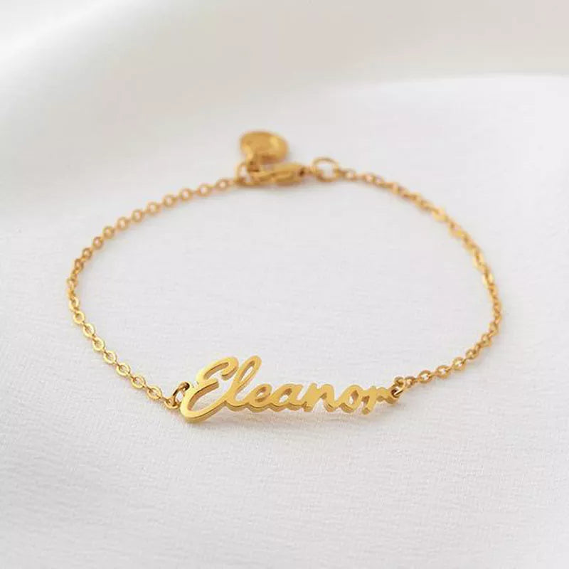 Personalized Name Bracelet for Her - Dagger & Diamond 18k Gold / 14cm