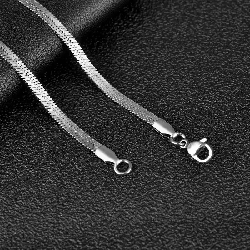 Classic Herringbone Necklace - Dagger & Diamond