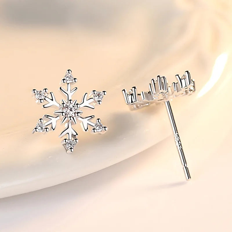 Crsytal Snowflake Stud Earrings - Dagger & Diamond