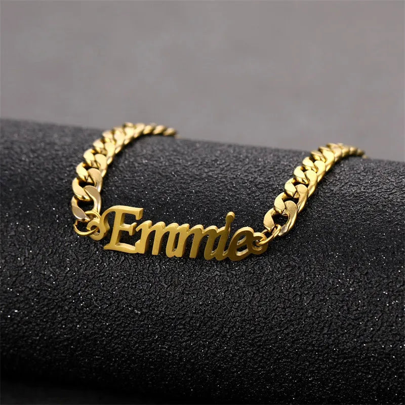 Custom Name Bracelet Cuban Link - Dagger & Diamond