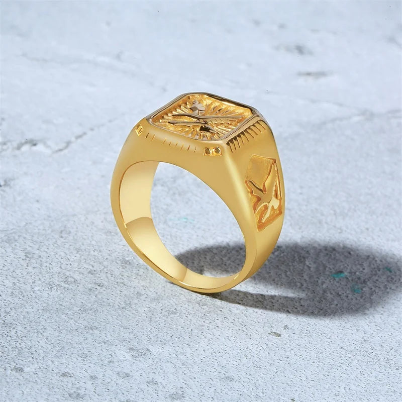 Bald Eagle Signet Ring For Men - Dagger & Diamond