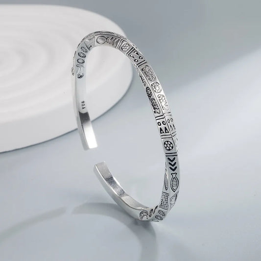 Silver Nordic Carved Bracelet for Her - Dagger & Diamond Silver
